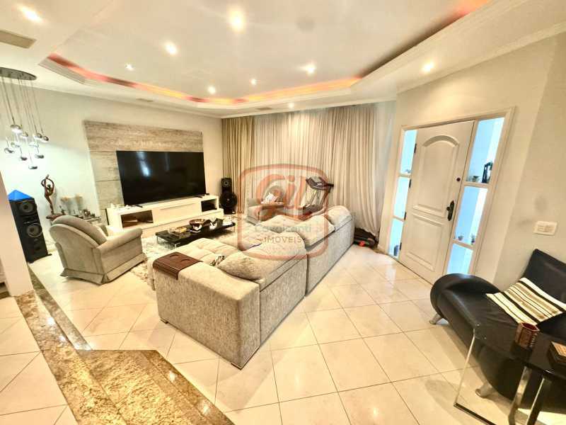 WhatsApp Image 2025-12-19 at 1 - 3