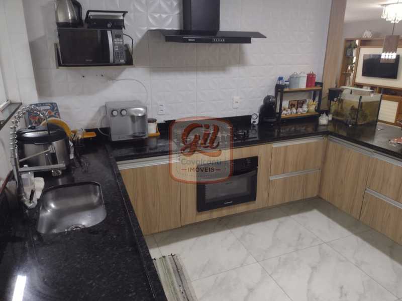 f8e4e997-073d-46e2-b459-e28138 - 16