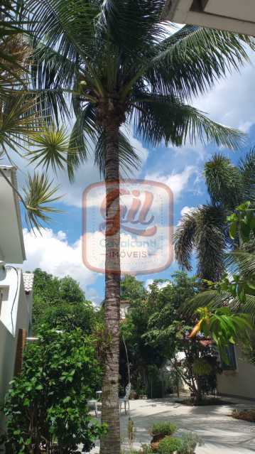 8f056b39-91a0-40d2-a38d-8dcd18 - 1