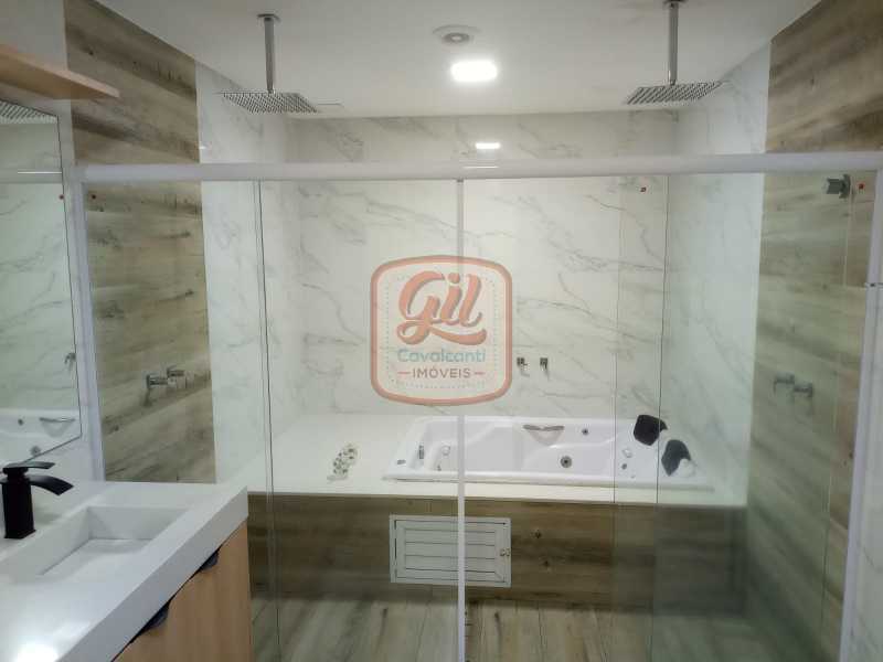 da82dea5-e1cf-49a9-b7f7-9a7e67 - 18