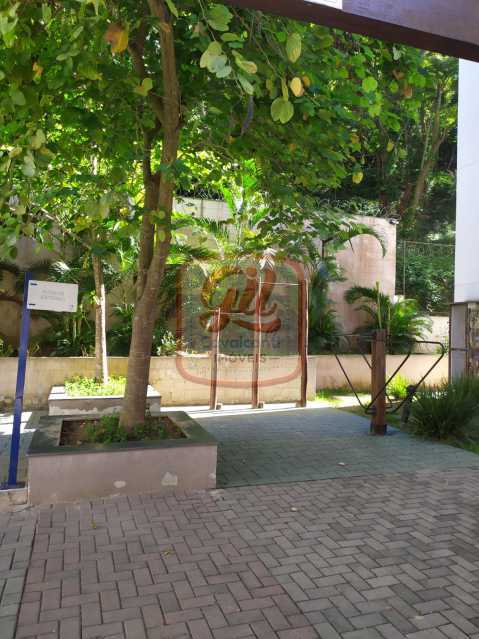 b1d3a695-e2ec-40df-b03b-92fd0b - 20