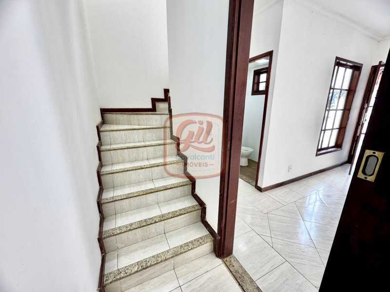 19 Escada Acesso 2 Andar 02 - 16