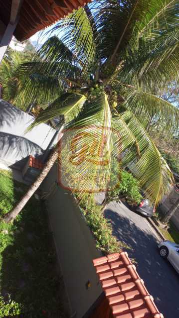 4ead5d52-fa0c-4933-8cbd-ed8f6d - 6