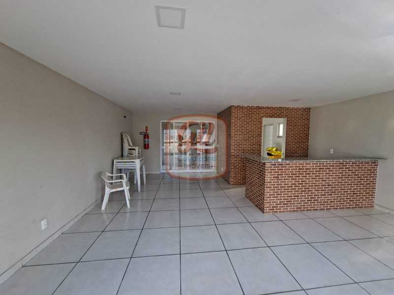 Conheça 12 do imóvel - apartamento simples: 01 suíte, piscina, churrasqueira, salão de festa - AP3268 - 12 12 - 12