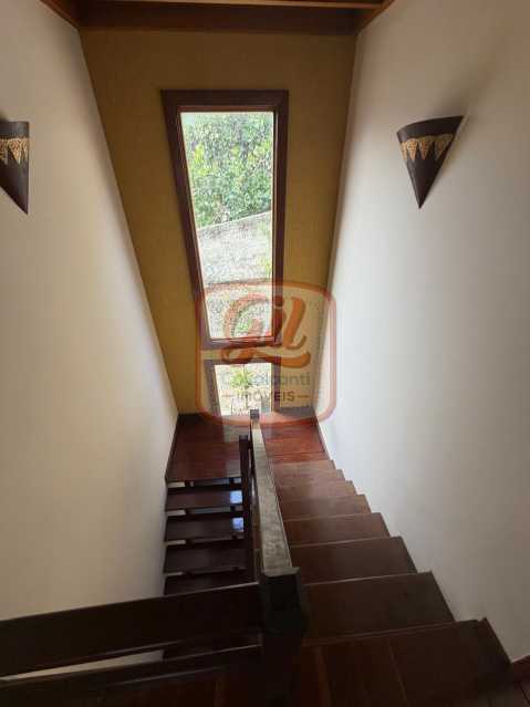 Conheça a2623a4b-e4a4-4ac3-ba75-461f0e do imóvel - EXCELENTE CASA / ESTILO COLONIAL / 03 QUARTOS / 01 SUITE / PISCINA / CHURRASQUEIRA / VAZIO - cs3799 - 15 a2623a4b-e4a4-4ac3-ba75-461f0e - 15