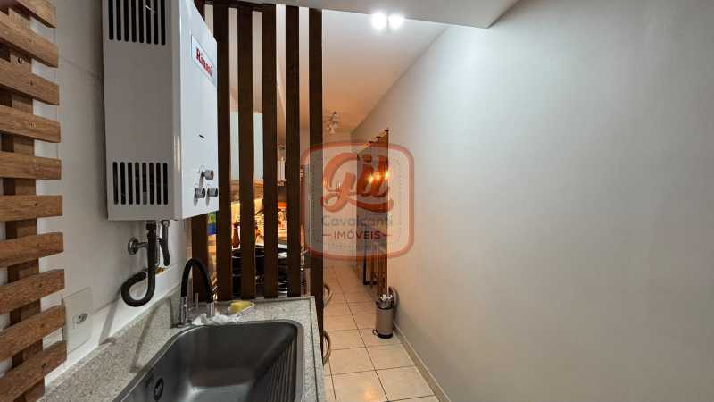 Conheça a4cc3959-5415-4a36-96fa-3526c3 do imóvel - APARTAMENTO REFORMADO / 02 QUARTOS / 01 SUITE / VARANDA FECHADA COM CORTINA DE VIDRO / 01 VAGA DE GARAGEM - AP3296 - 11 a4cc3959-5415-4a36-96fa-3526c3 - 11
