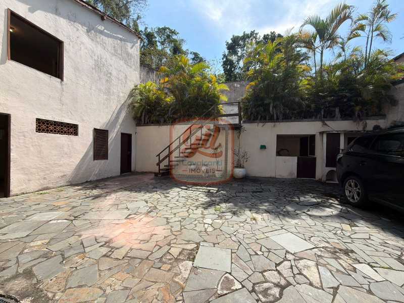 Conheça c664b845-700d-40d8-8331-91ce0a do imóvel - OPORTUNIDADE / 04 QUARTOS / 02 SUITES / CLOSET / VARANDA / PISCINA / CHURRASQUEIRA / DEPENDENCIA DE EMPREGADA COMPLETA / SALA EM 03 AMBIENTES / QUINTAL - CS3730 - 28 c664b845-700d-40d8-8331-91ce0a - 28
