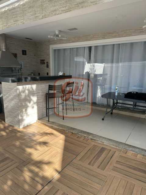 Conheça 4. do imóvel - CASA TRIPLEX/4 QUARTOS/SUITE MASTER/CONDOMÍNIO FECHADO/PISCINA/CHURRASQUEIRA/ENERGIA SOLAR - CS3731 - 4 4. - 4