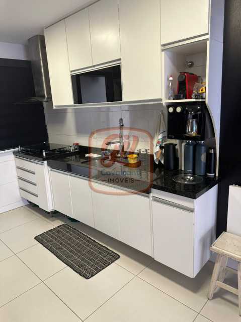 Conheça 14. do imóvel - CASA TRIPLEX/4 QUARTOS/SUITE MASTER/CONDOMÍNIO FECHADO/PISCINA/CHURRASQUEIRA/ENERGIA SOLAR - CS3731 - 16 14. - 16