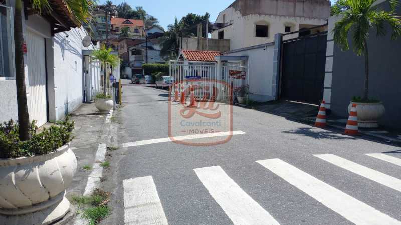 Conheça d252341e-1d36-4b5d-84a6-195032 do imóvel - CASA LINEAR EM CONDOMÍNIO,COM 252 M DE ÁREA CONSTRIDA ,PISCINA E ESPAÇO GOURMET - cs3742 - 30 d252341e-1d36-4b5d-84a6-195032 - 30