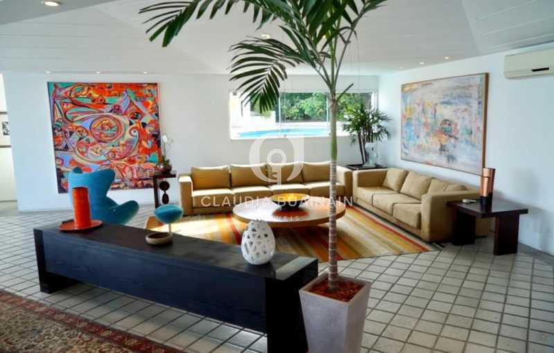 3c125bbb-3857-459d-b281-77477a - 8