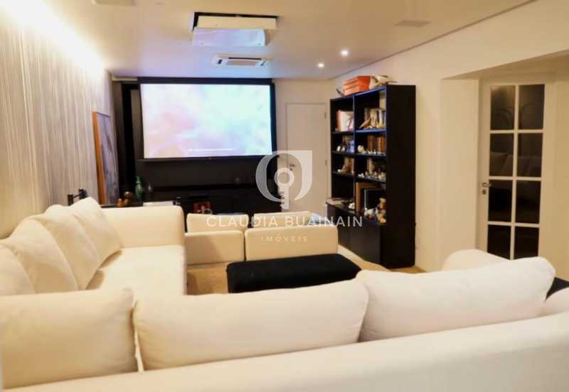 8a692be2-ce00-4640-a6dd-d2bf23 - 20