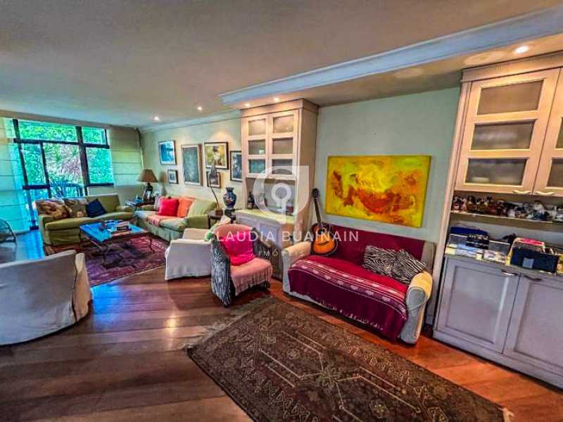 032A8971-9DC3-446B-B27B-EB97AD - 4