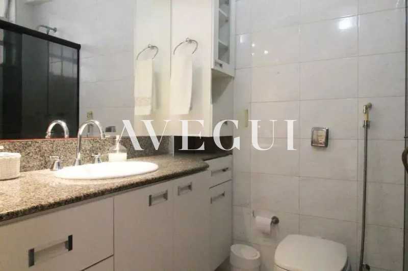 Banheiro suite 2 3 - 18