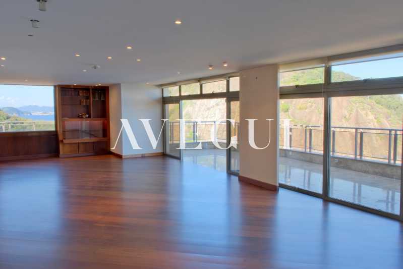 WhatsApp Image 2025-12-13 at 1 - 3