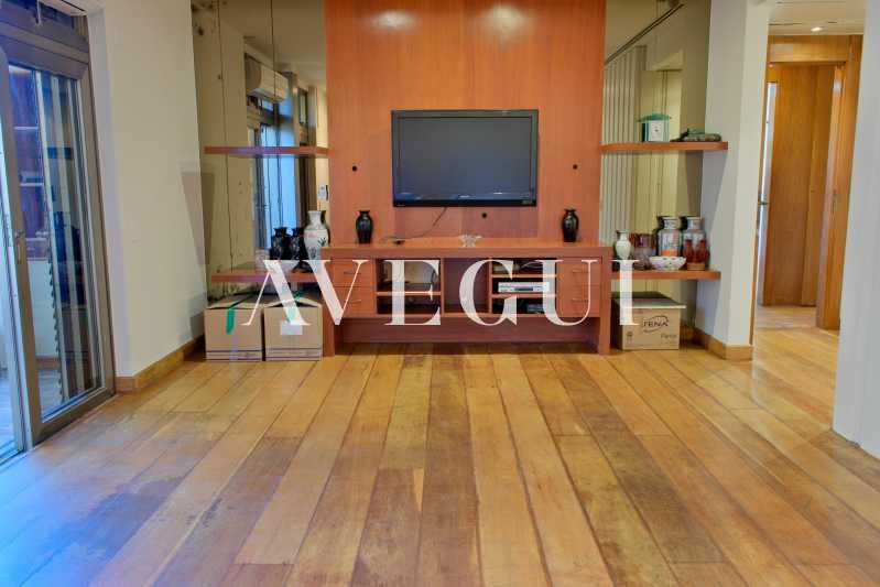 WhatsApp Image 2025-12-13 at 1 - 23