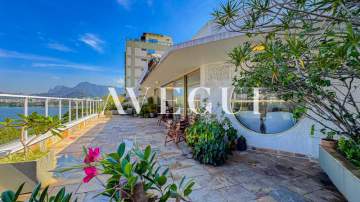 Cobertura duplex de 510 metros quadrados na Lagoa. - ALAP50008