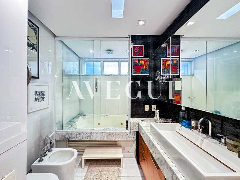 WhatsApp Image 2025-05-05 at 1 - 19