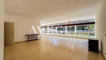 Apartamento de 3 quartos, na quadra da praia de Ipanema. - ALAP30222