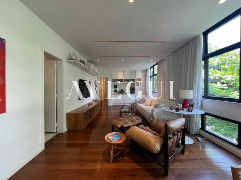 7e67b963a009021c9664e66f49086b - 4