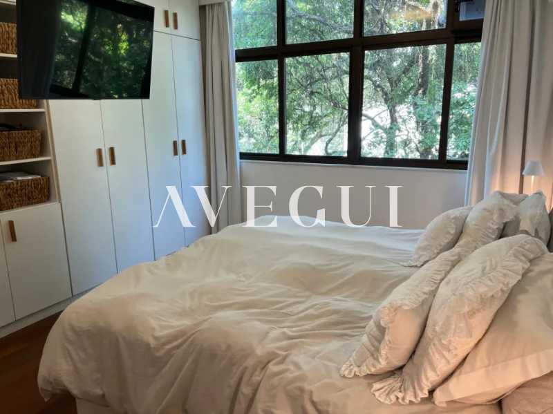 ceac9948e7c76689f74ac72308172b - 12