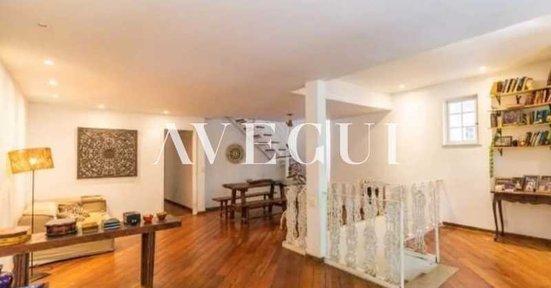 WhatsApp Image 2025-07-18 at 1 - 7