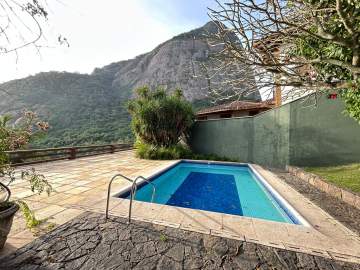 Imperdível - casa triplex em condominio fechado no Joá - ALCN50018