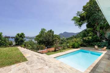 Casa triplex Jardim Botanico de 4 quartos com 900m² - ALCA40006