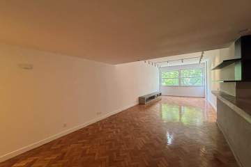 Apartamento à Venda em Copacabana - 3 Quartos, 2 Suítes e Layout Contemporâneo - ALAP30355