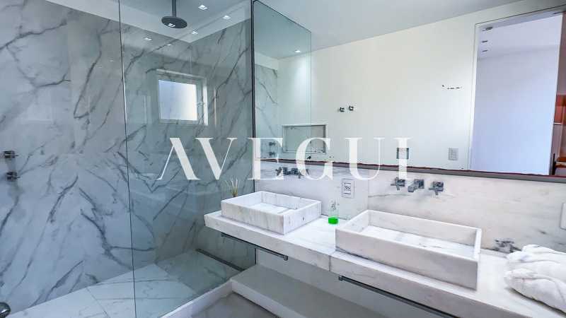 Conheça IMG_9453.MOV.00_00_02_35.Quadr do imóvel - Cobertura duplex à venda na Atlântica - 3 suítes - Vista Mar - AICO30065 - 12 IMG_9453.MOV.00_00_02_35.Quadr - 12