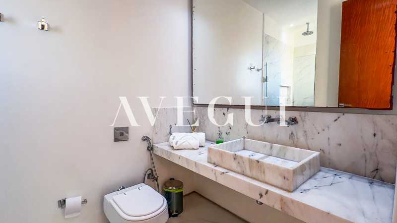 Conheça IMG_9517.MOV.00_00_05_54.Quadr do imóvel - Cobertura duplex à venda na Atlântica - 3 suítes - Vista Mar - AICO30065 - 19 IMG_9517.MOV.00_00_05_54.Quadr - 19