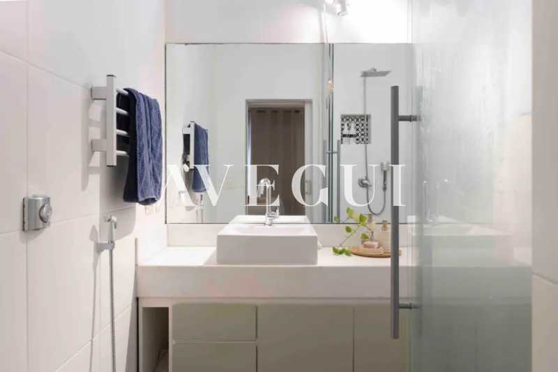 486ead8408734a7bb18a3c5bc03d31 - 20