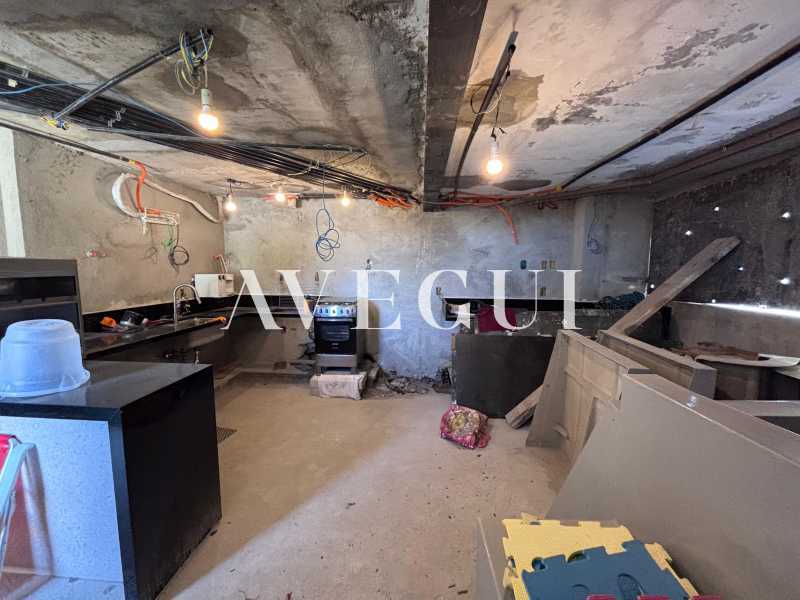 f14b12fa-4c87-494f-9262-7f3fba - 21