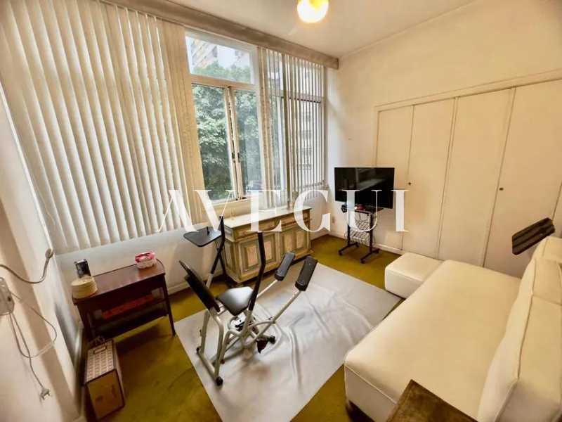 WhatsApp Image 2025-10-29 at 1 - 4