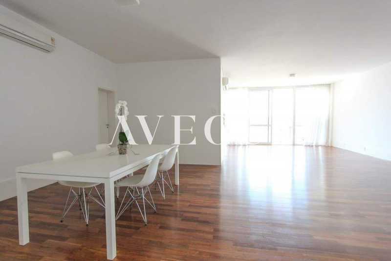 WhatsApp Image 2025-11-05 at 1 - 7