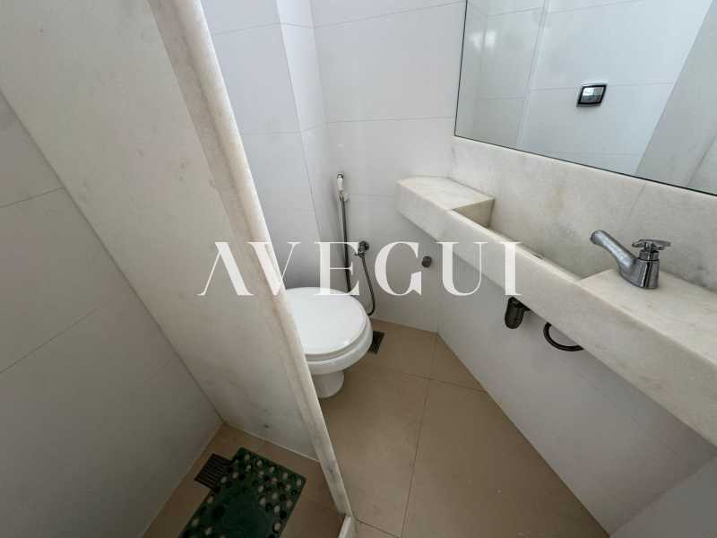 Conheça 7573116a-5ab6-4fc3-bfbc-5cc26a do imóvel - Apartamento de Luxo Reformado à Venda em Copacabana | 173m², 3 Quartos, sendo 2 Suítes - AIAP30545 - 25 7573116a-5ab6-4fc3-bfbc-5cc26a - 25