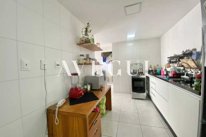 original895160176-442.10554277 - 27