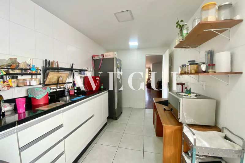 original895160176-498.13838870 - 26