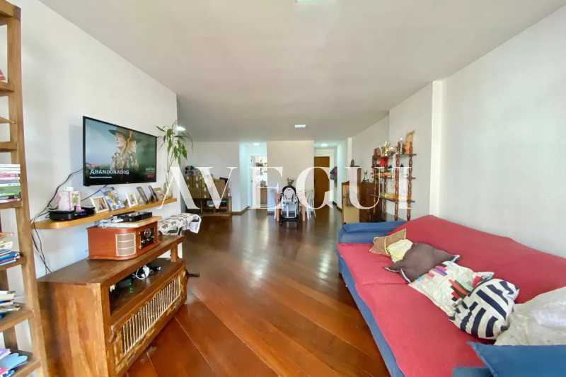 original895160176-578.84648205 - 5