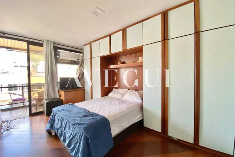 original895160176-703.29627102 - 12