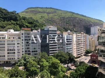 Imperdível - Copacabana - Apartamento 259m² • Metrô Cantagalo • Vaga - AIAP40133