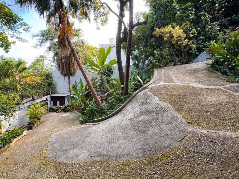 Conheça WhatsApp Image 2026-02-28 at 1 do imóvel - Casa para venda e aluguel Rua Caio de Melo Franco, Jardim Botânico, Rio de Janeiro - R$ 9.000.000 - FBCA30001 - 5 WhatsApp Image 2026-02-28 at 1 - 5