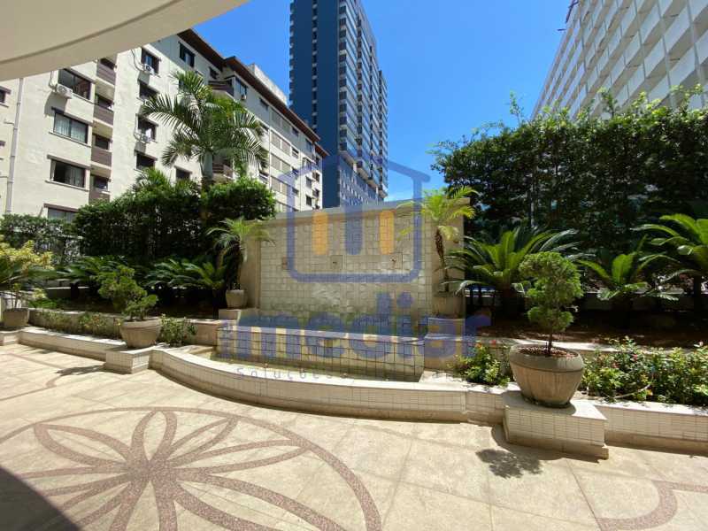 Área externa salão de festas - 6