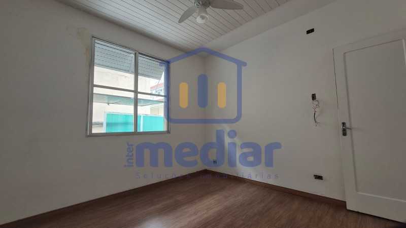 03B QUARTO - 14