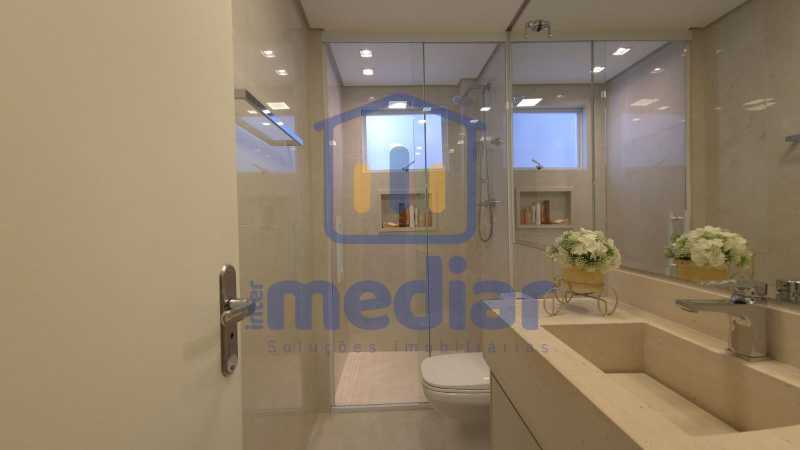 07 SUITE 2 - 28