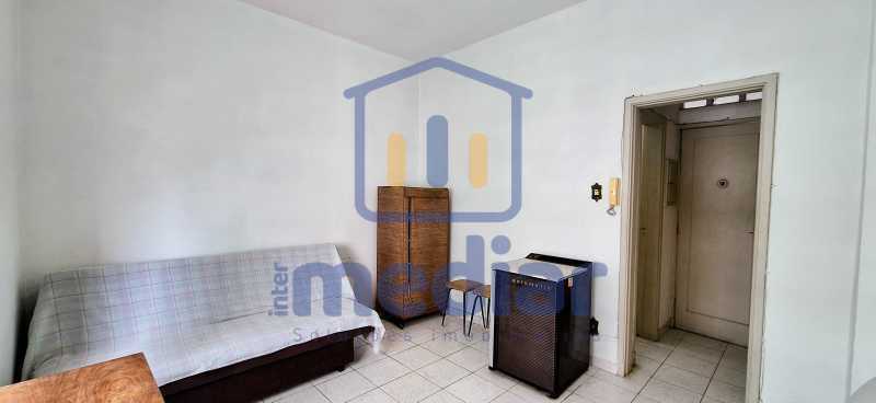 2º sofá cama e frigobar - 10