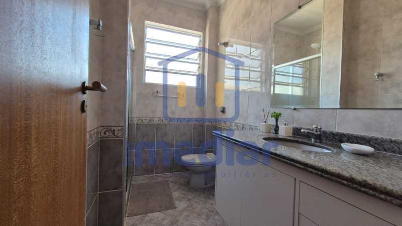05 BANHEIRO 2 - 15