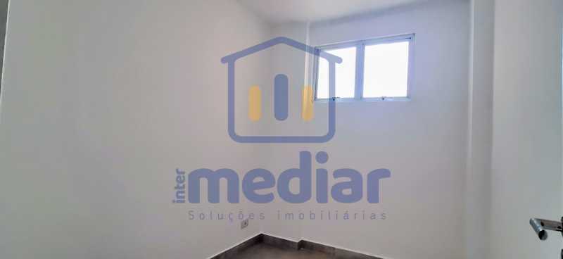 Quarto de Serviço - 25