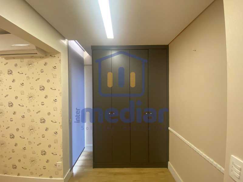 Quarto 2 - 21