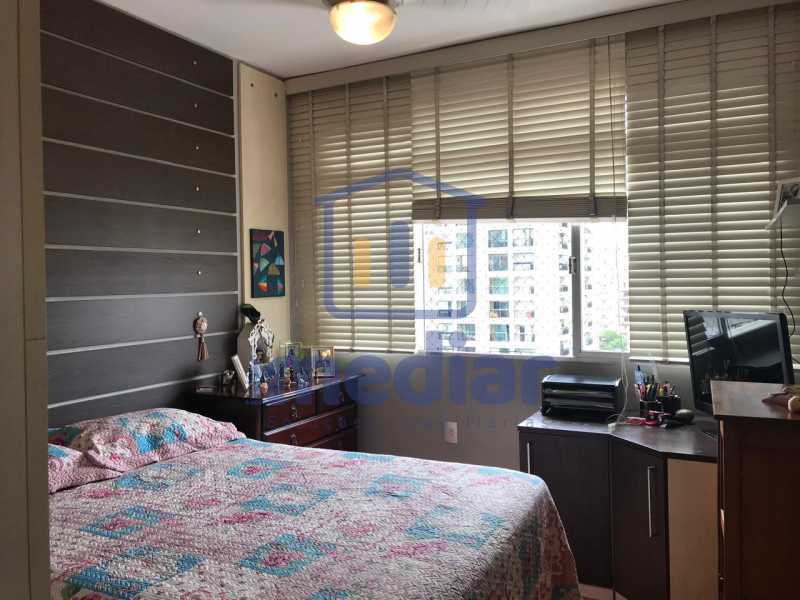 QUARTO 003. - 27